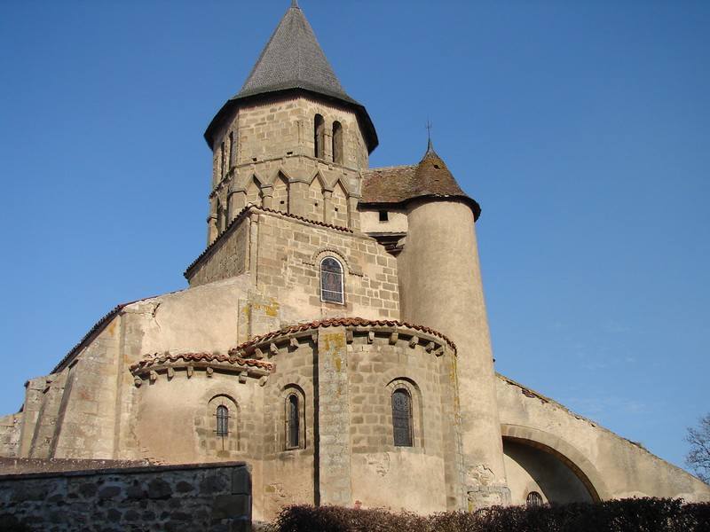 Architecture romane de l'église de Chappes